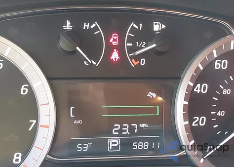 2014 Nissan Sentra Sl z USA, uszkodzony, nr VIN 3N1AB7AP2EY225622